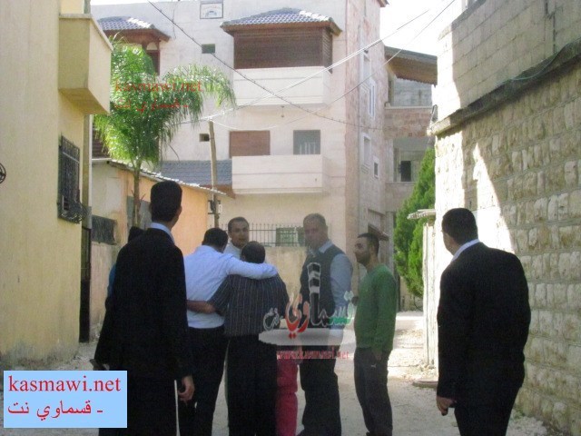 الشيخ المؤسس ورئيس البلدية يتفقدان اعمال التطوع في دوار  حبايب رابعه  في اليوم الرابع عشر للمعسكر